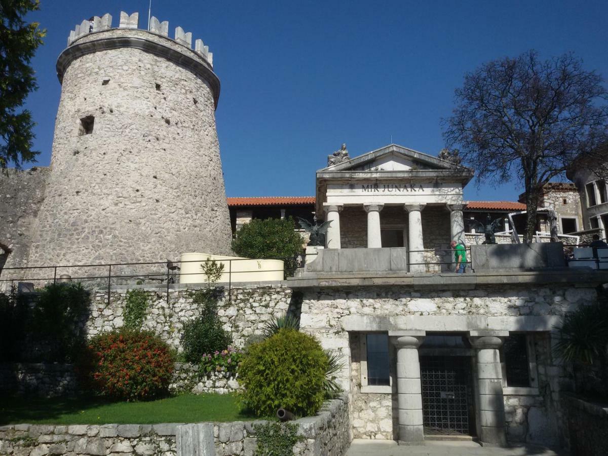 Apartment Belvedere With Seaview Rijeka Bagian luar foto