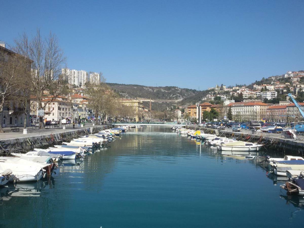 Apartment Belvedere With Seaview Rijeka Bagian luar foto