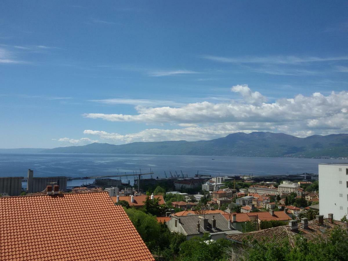 Apartment Belvedere With Seaview Rijeka Bagian luar foto