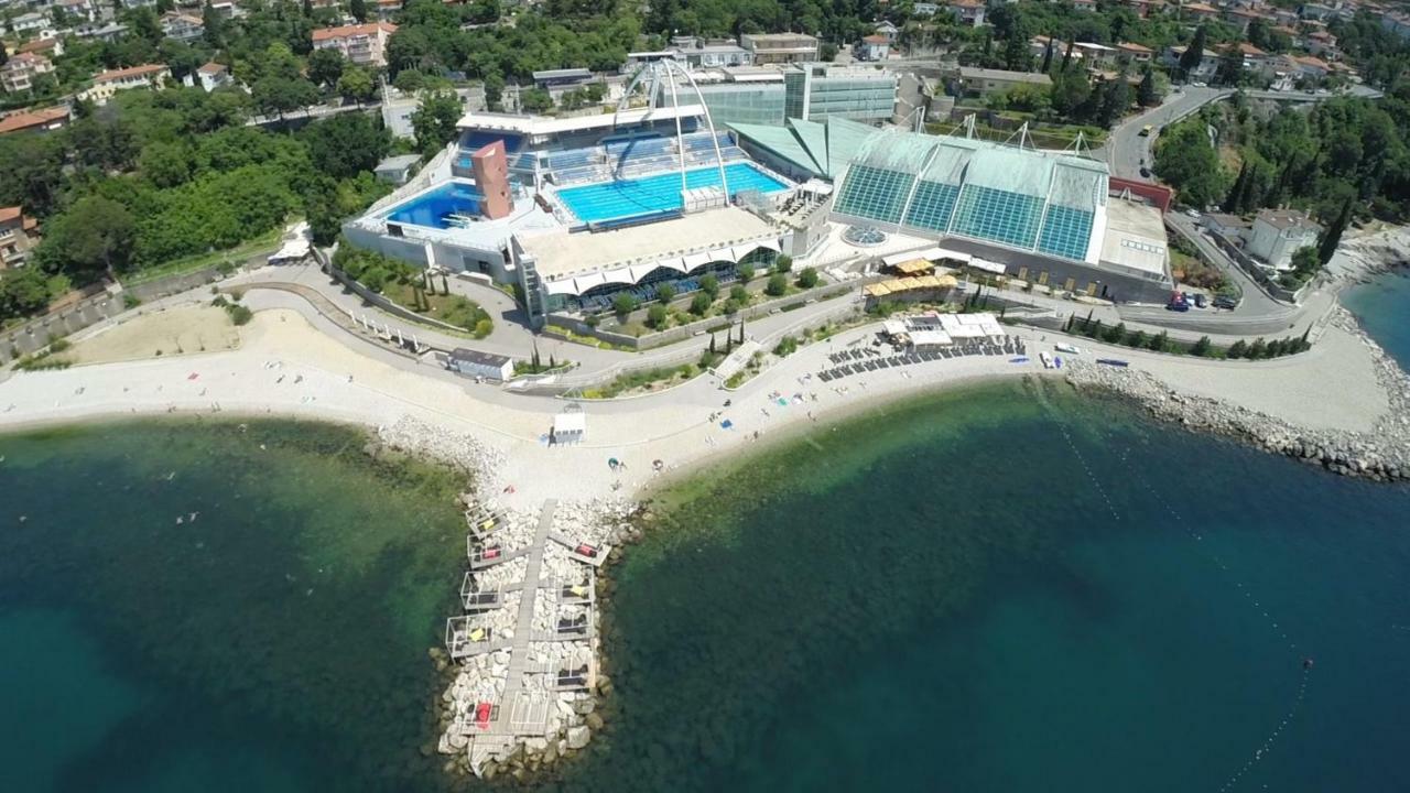 Apartment Belvedere With Seaview Rijeka Bagian luar foto